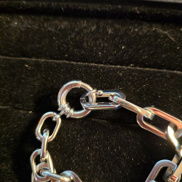 Henri Bendel Silver Tone Chunky Chain Link Bracelet - Picture 4 of 4